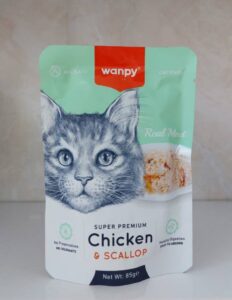 پوچ گربه سوپر پرمیوم ونپی طعم مرغ و گوش ماهی